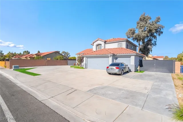 $4,500 | 2076 East Wigwam Avenue, Las Vegas, NV 89123