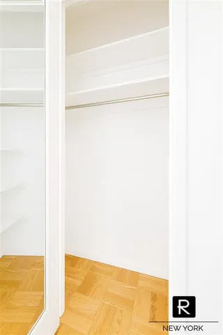 $595,000 | 30 East 37th Street, Unit 8G | Murray Hill