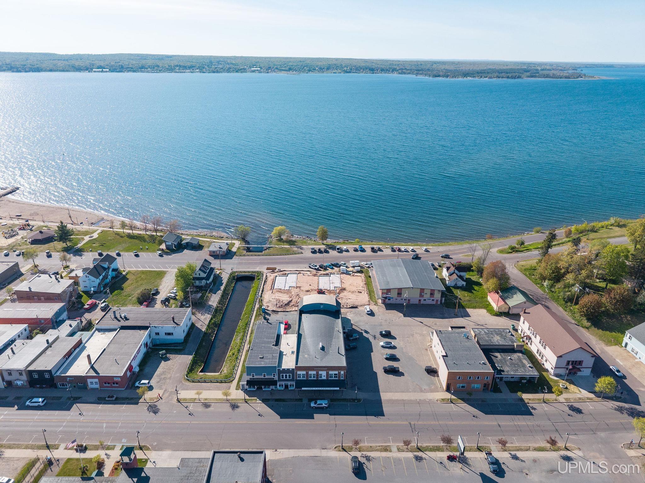 105 North Front Street, Unit 4 L'Anse, MI 49946 - Photo 14 of 23