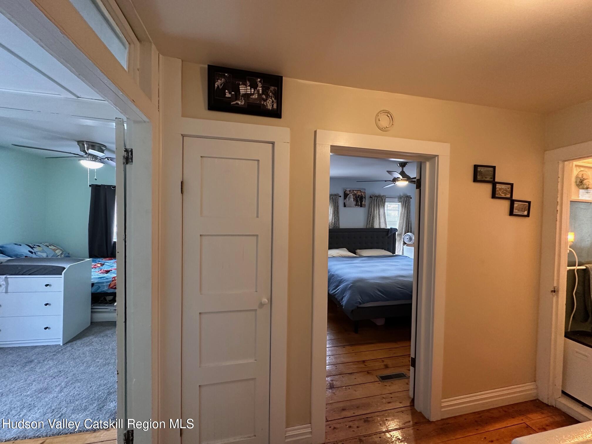 3777 Rte 9W Saugerties, NY 12477 - Photo 15 of 24 hallyway