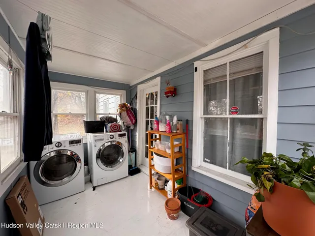 $269,000 | 3777 Rte 9W, Saugerties, NY 12477