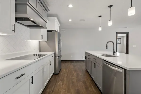 $649,900 | 13566 Blackbird Way, Rosemount, MN 55068