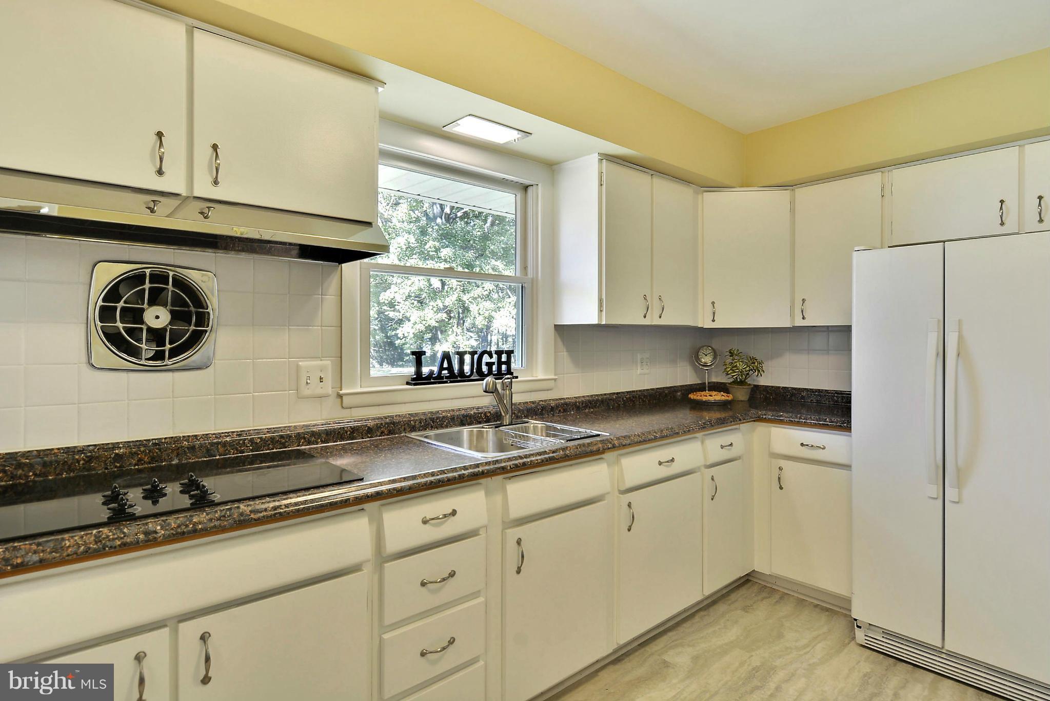 3002 Southview Road Ellicott City, MD 21042 - Photo 7 of 17 Kitchen