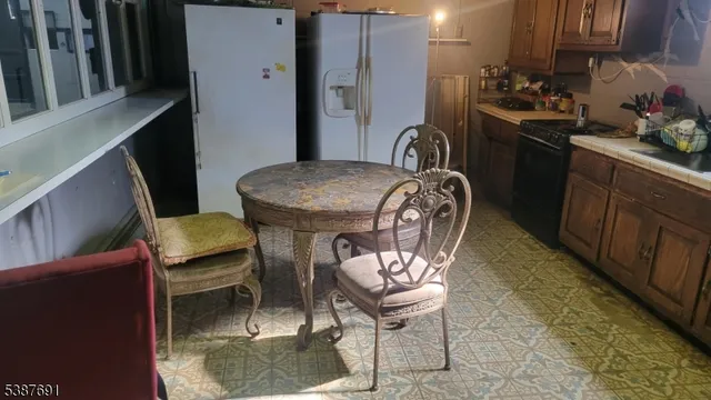 $1,200 | 284 West Mill Road, Long Valley, NJ 07853