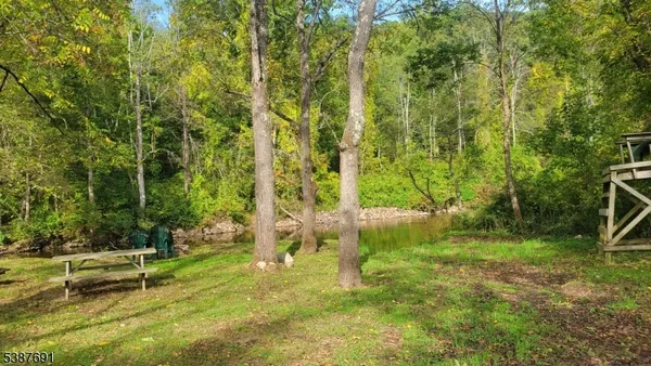 $1,000 | 292 West Mill Road, Long Valley, NJ 07853