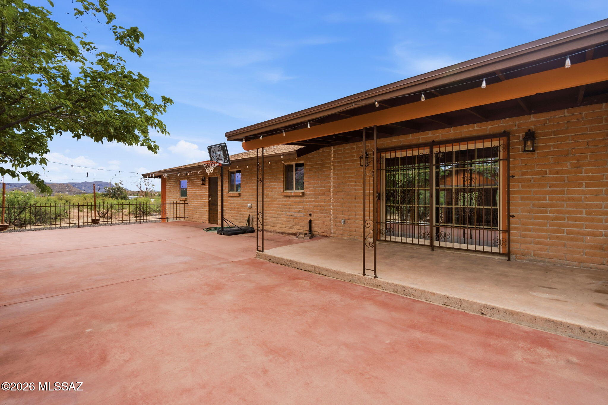 5645 South Caballo Road Tucson, AZ 85746 - Photo 34 of 43 Back patio