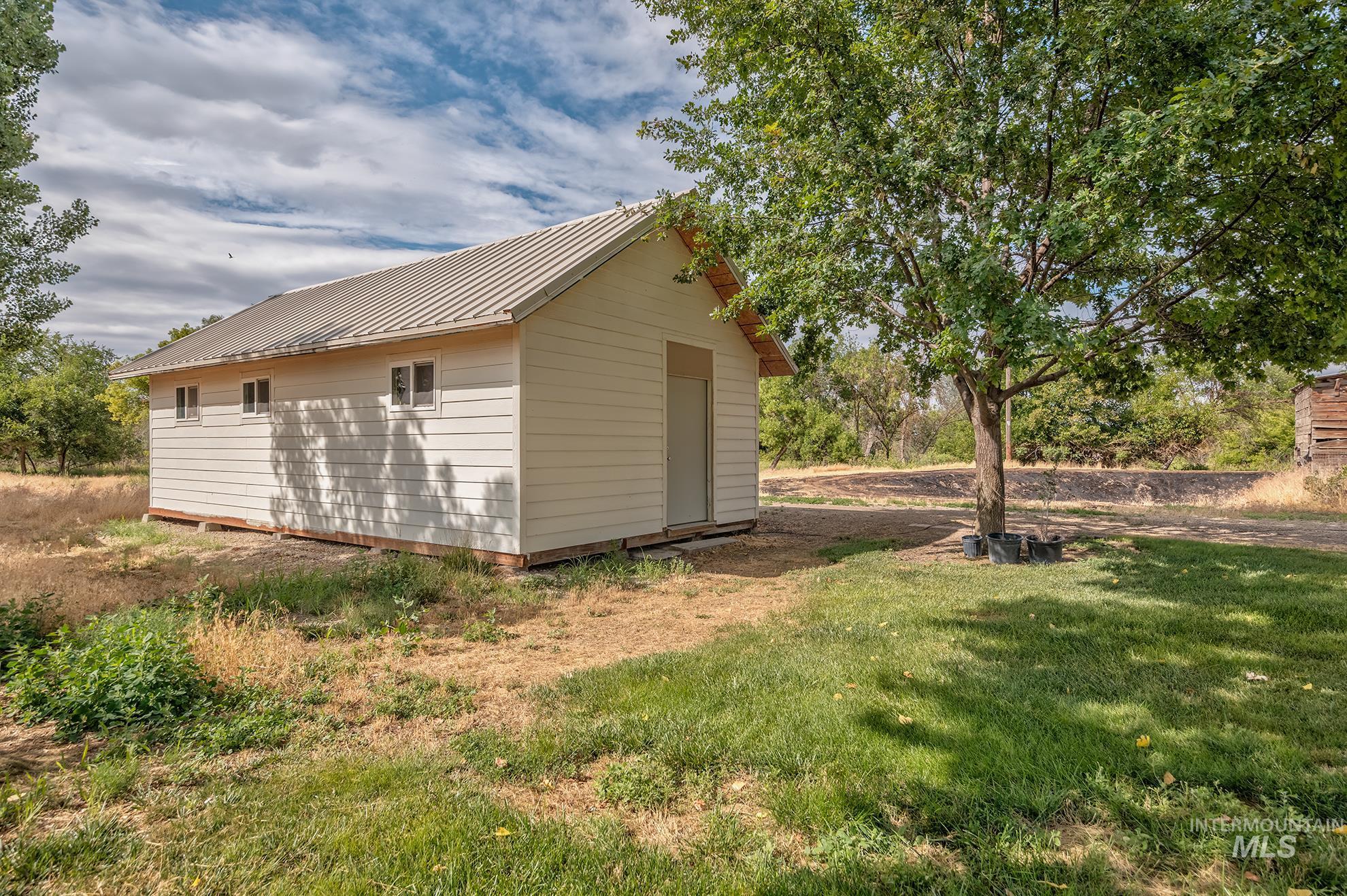 3881 East Island Road Ontario, OR 97914 - Photo 13 of 50