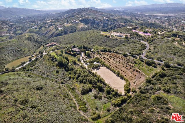 $7,395,000 | 13418 Nightsky Drive, Santa Rosa Valley, CA 93012