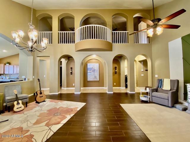 307 East Summerside Road Phoenix, AZ 85042 - Photo 11 of 37 05