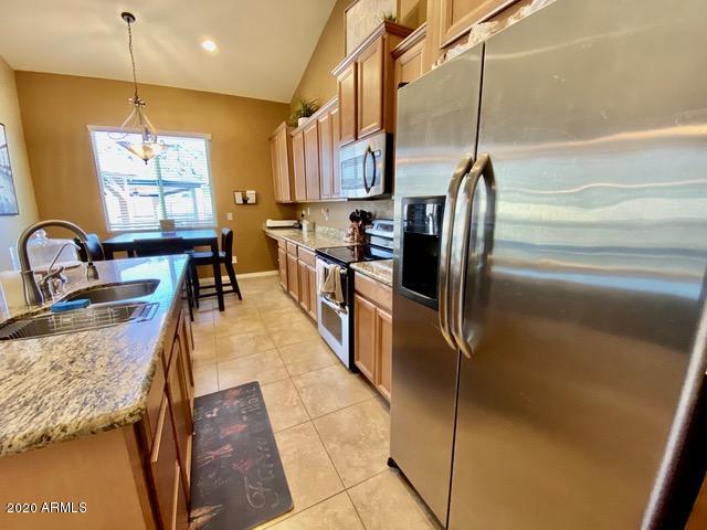 307 East Summerside Road Phoenix, AZ 85042 - Photo 8 of 37 012