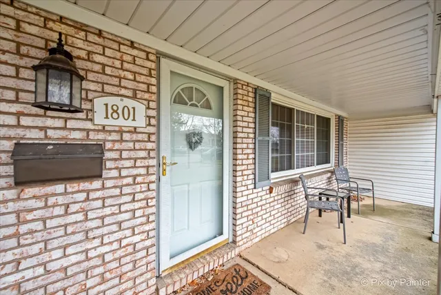 $395,000 | 1801 Epping Place, Schaumburg, IL 60193