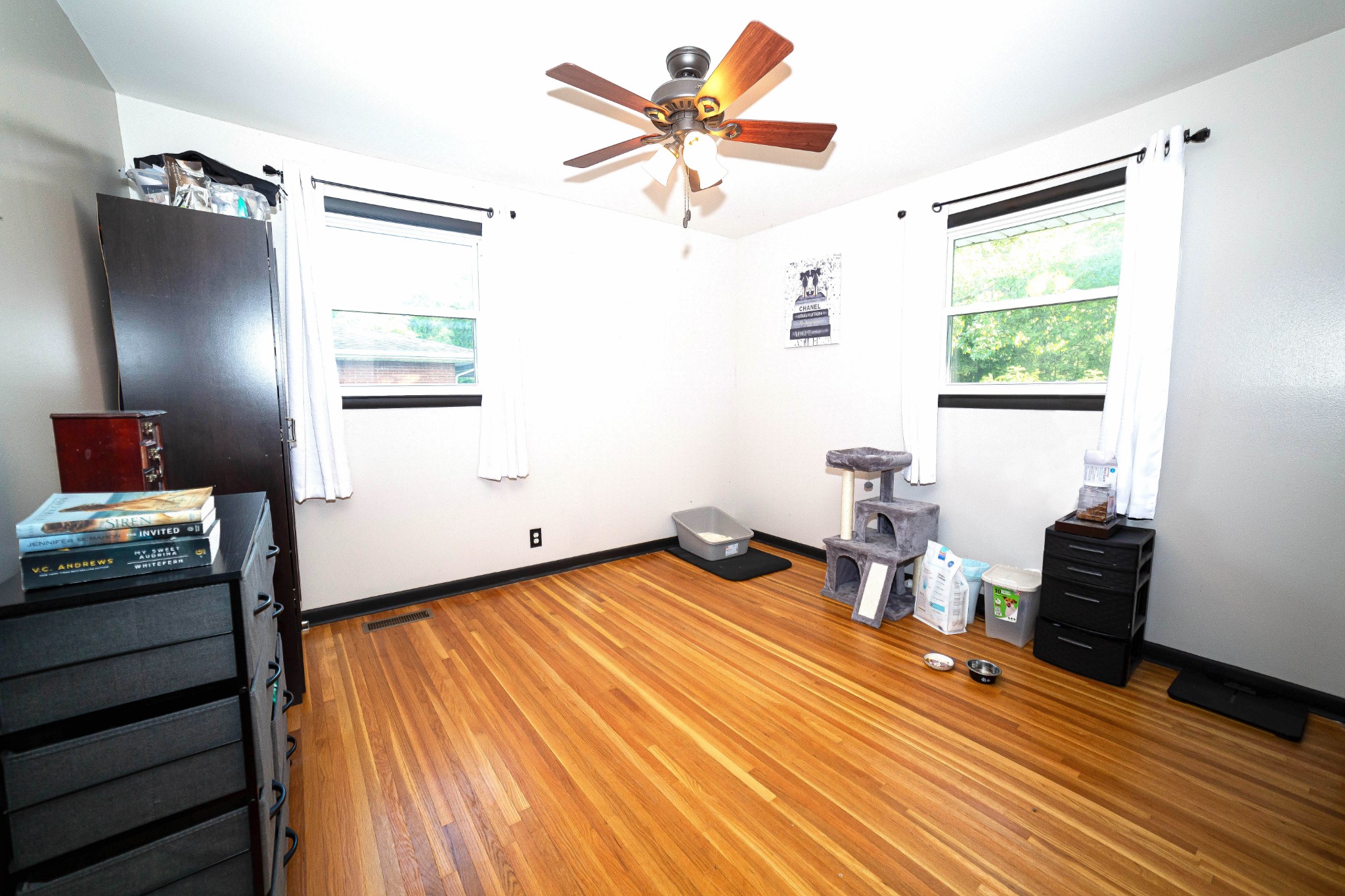 218 Jacksonian Drive Hermitage, TN 37076 - Photo 8 of 15 a bedroom with a bed and a window