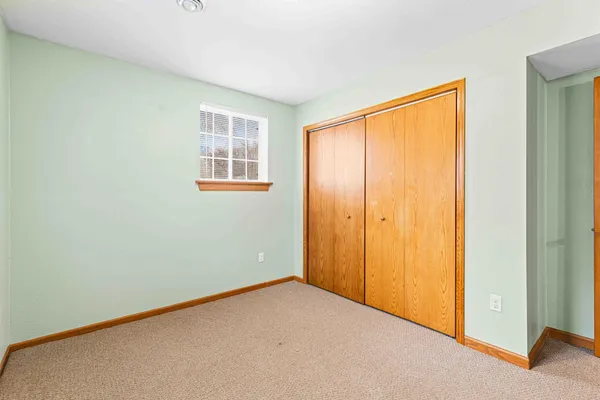 $200,000 | 525 Bluff Street, Enderlin, ND 58027