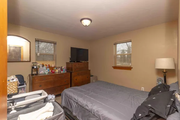 $200,000 | 525 Bluff Street, Enderlin, ND 58027