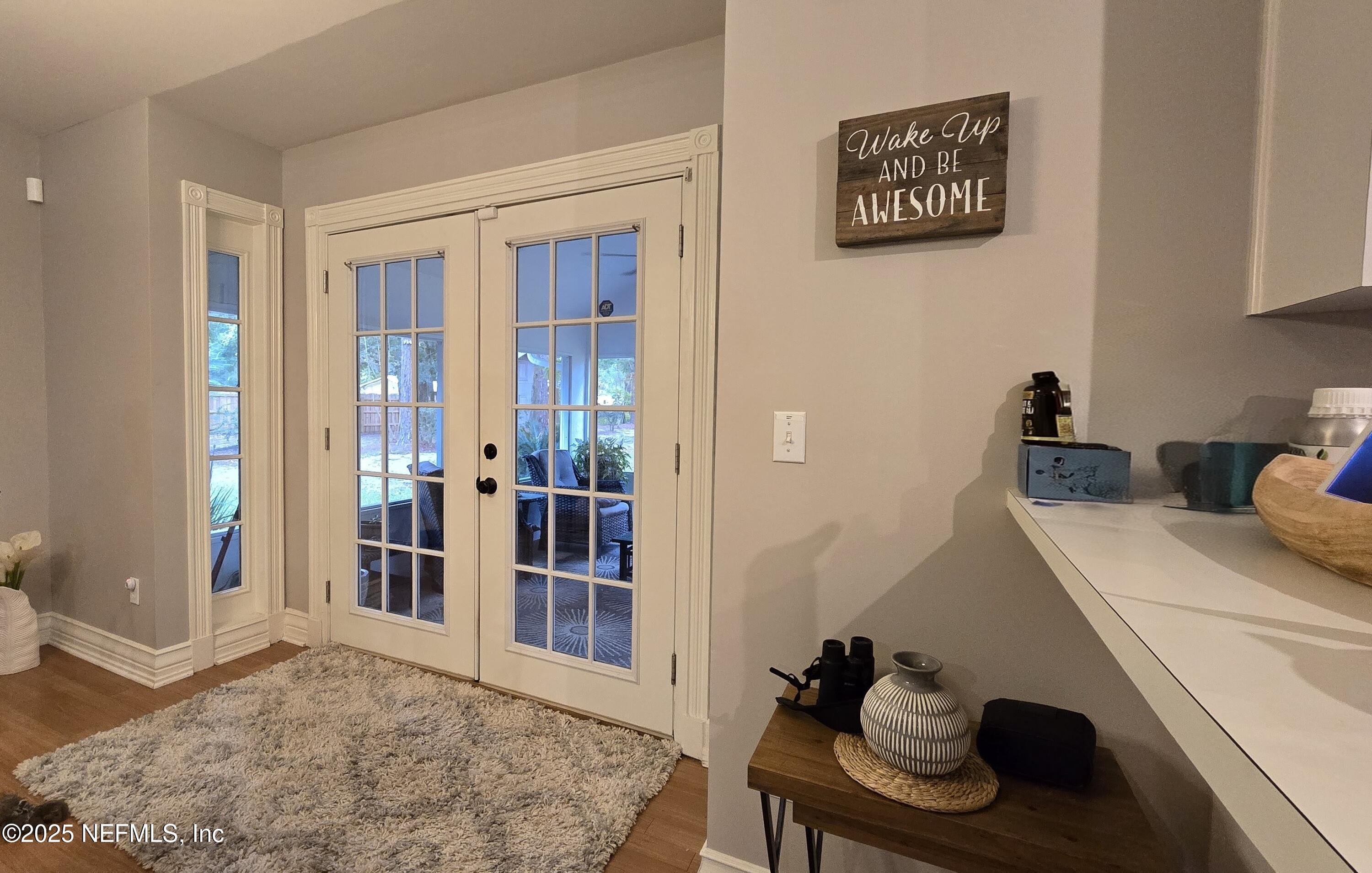 12984 92nd Street Live Oak, FL 32060 - Photo 12 of 32 a living room with furniture