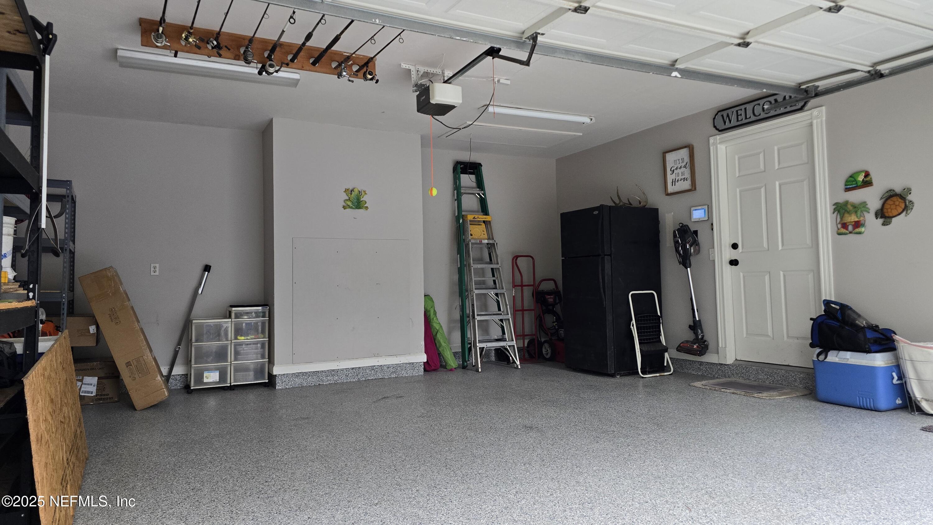 12984 92nd Street Live Oak, FL 32060 - Photo 27 of 32 a view of a room with gym equipment