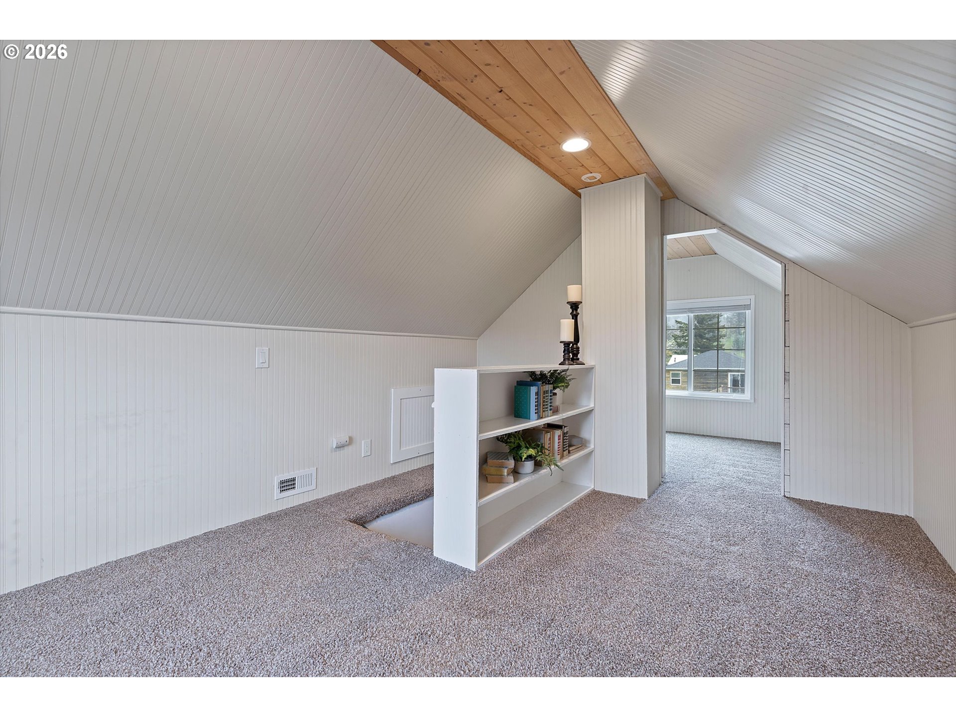 5093 Northeast 49th Street Neotsu, OR 97364 - Photo 18 of 36 a view of livingroom with hardwood