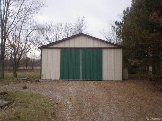 80455 Holmes Road Armada, MI 48005 - Photo 5 of 8 Picture 011
