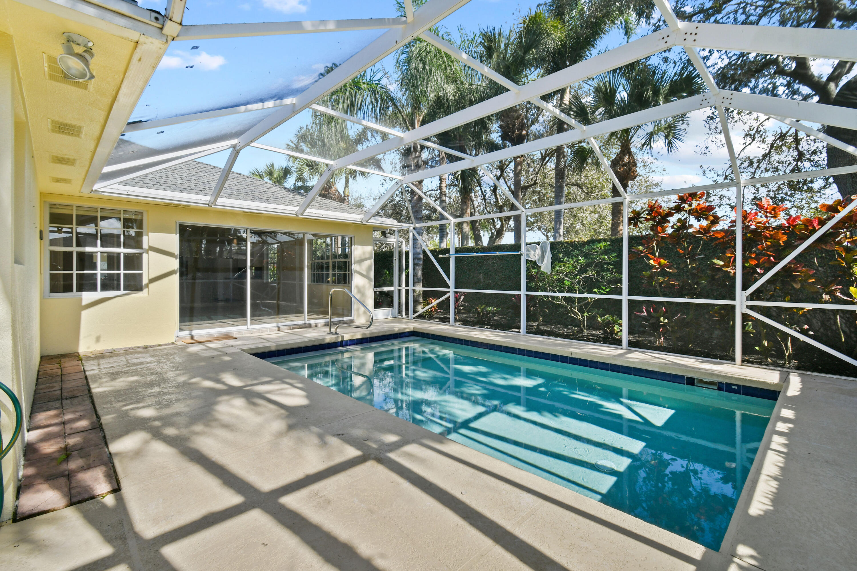 198 Brier Circle Jupiter, FL 33458 - Photo 41 of 52 198BrierCircle(41)