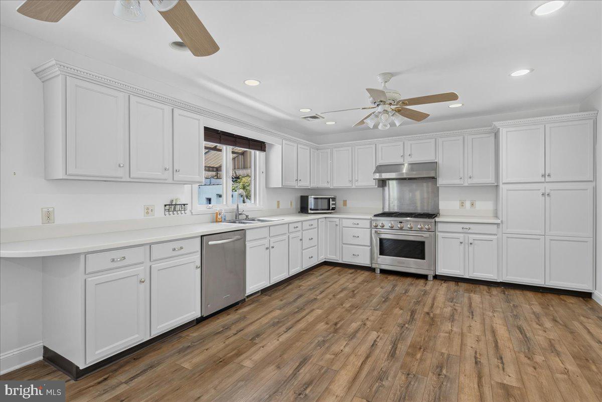 1491 Kuser Road Hamilton, NJ 08619 - Photo 6 of 42 Kitchen