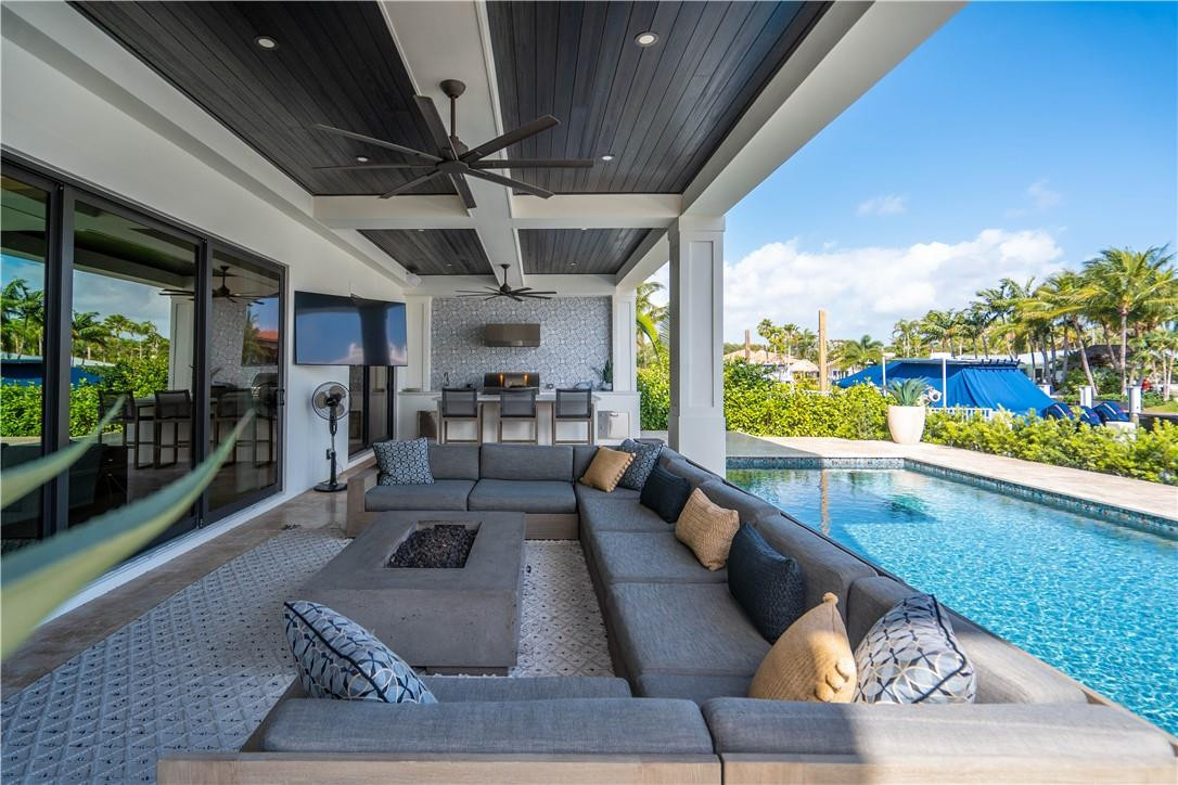 2349 Northeast 24th Street Lighthouse Point, FL 33064 - Photo 25 of 85 Photo 25