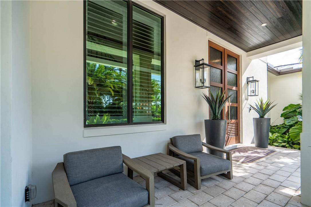 2349 Northeast 24th Street Lighthouse Point, FL 33064 - Photo 8 of 85 Photo 8