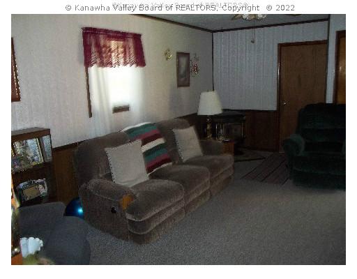 166 Heizer Creek Road Poca, WV 25159 - Photo 5 of 11 Den/Family/Great Room.