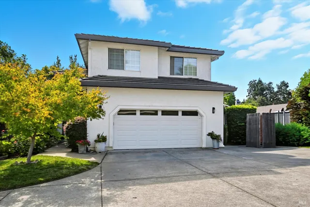 $950,000 | 17 Young Court, Napa, CA 94558