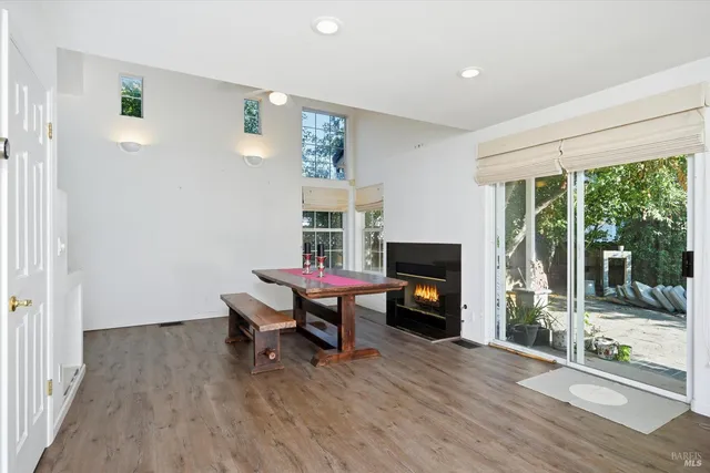 $950,000 | 17 Young Court, Napa, CA 94558