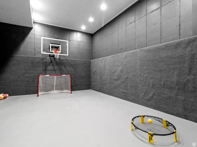 614 East High Lane Alpine, UT 84004 - Photo 68 of 75 View of sport court