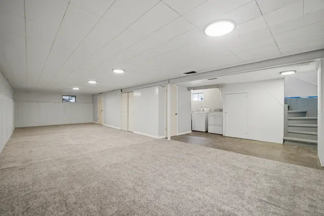 $349,900 | 2091 Sherwin Avenue, Des Plaines, IL 60018