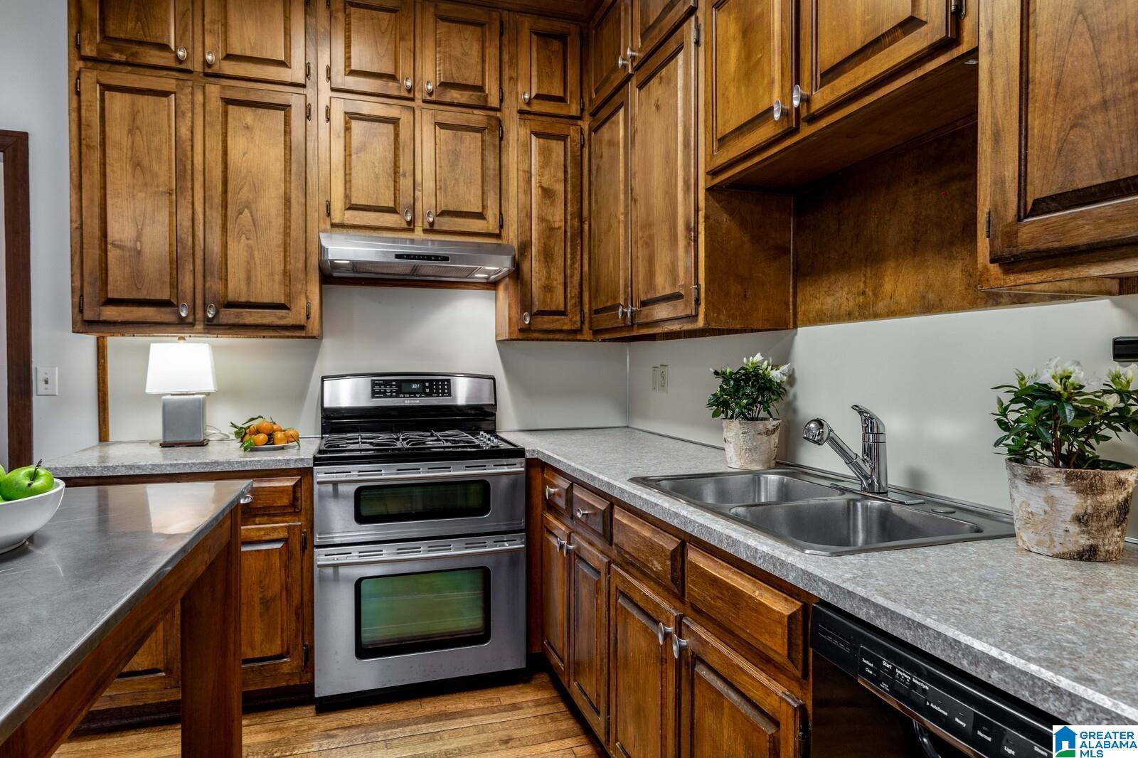 2315 Lane Park Road Birmingham, AL 35223 - Photo 13 of 45