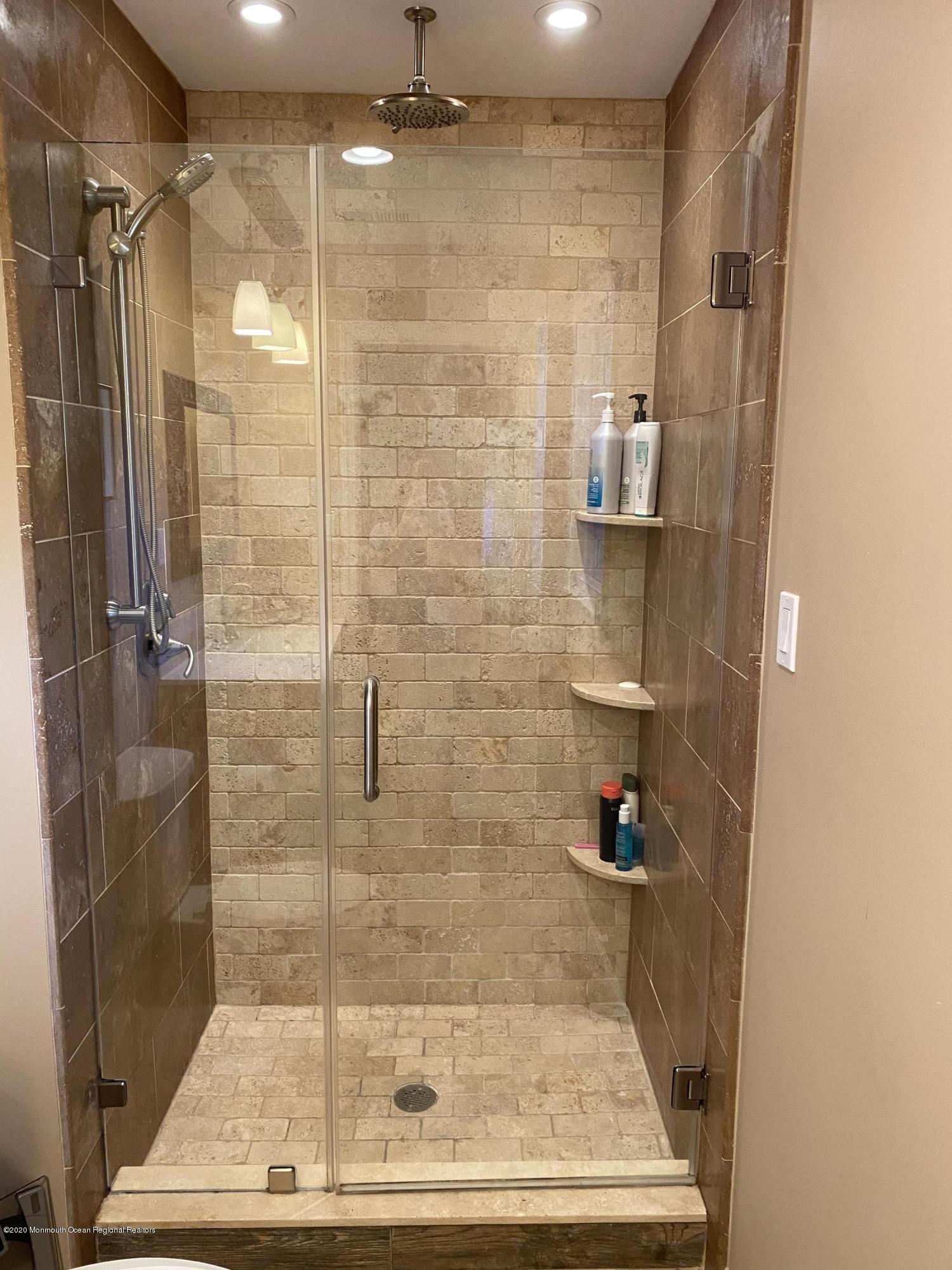 206 Pinecrest Road Oakhurst, NJ 07755 - Photo 25 of 54 IMG_1213-preview