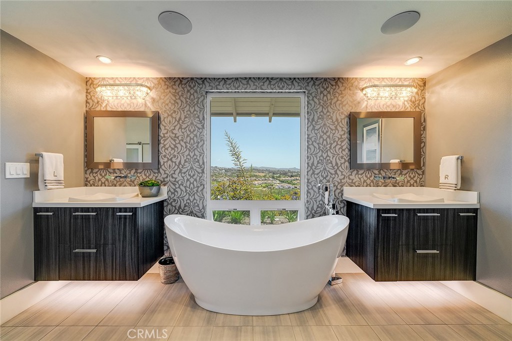 32372 Crete Road Dana Point, CA 92629 - Photo 11 of 28