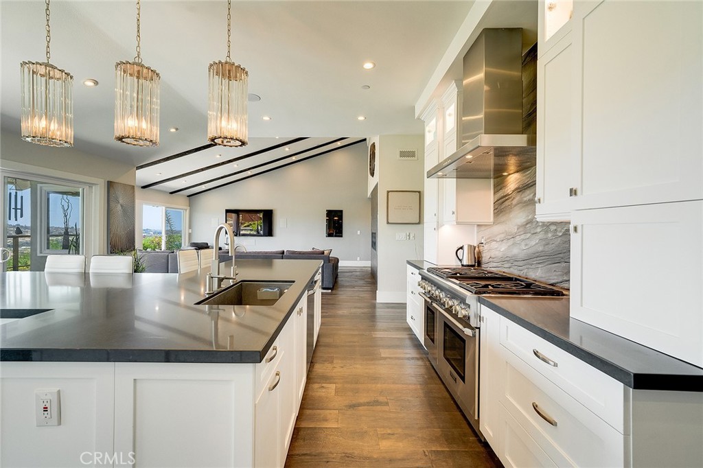 32372 Crete Road Dana Point, CA 92629 - Photo 6 of 28
