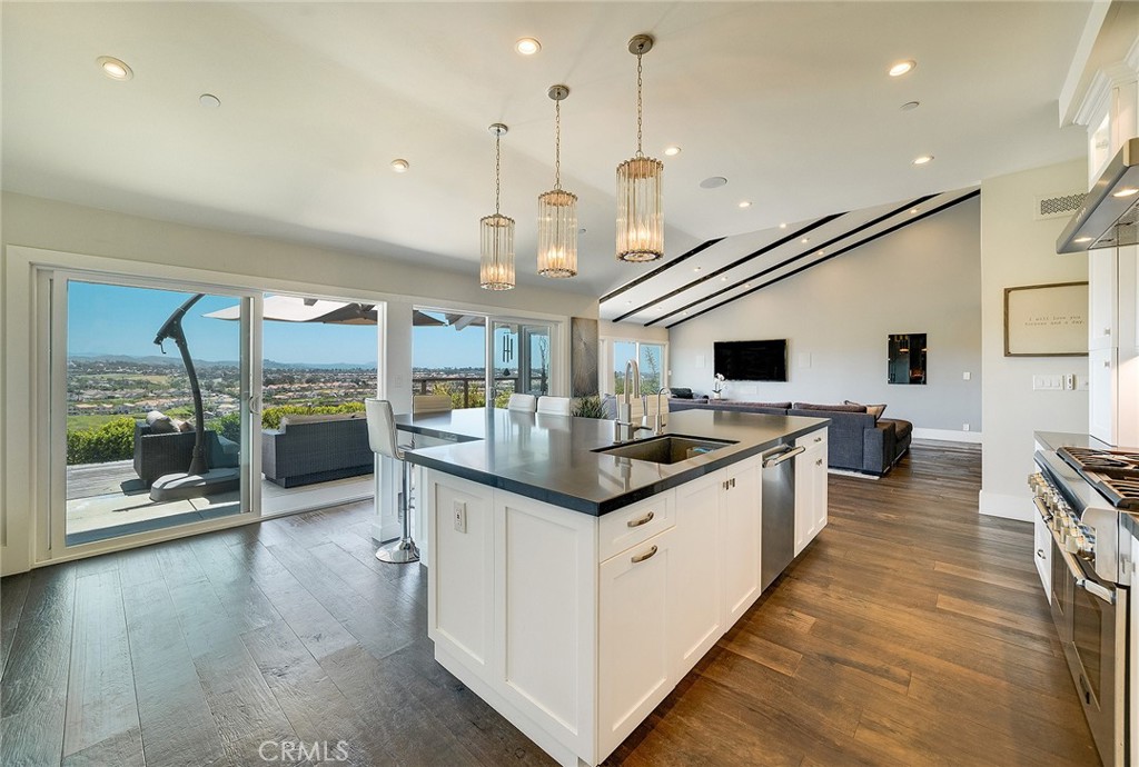 32372 Crete Road Dana Point, CA 92629 - Photo 7 of 28