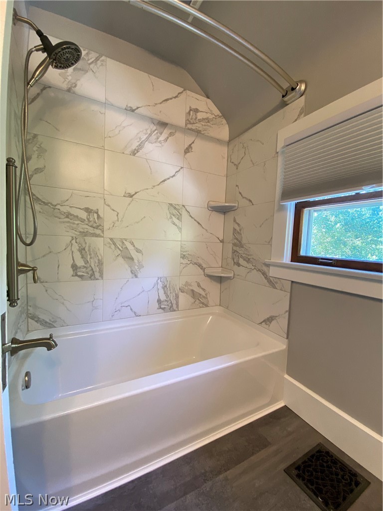 1615 Warner Road Southeast Hubbard, OH 44425 - Photo 26 of 35 Gallery Image 26