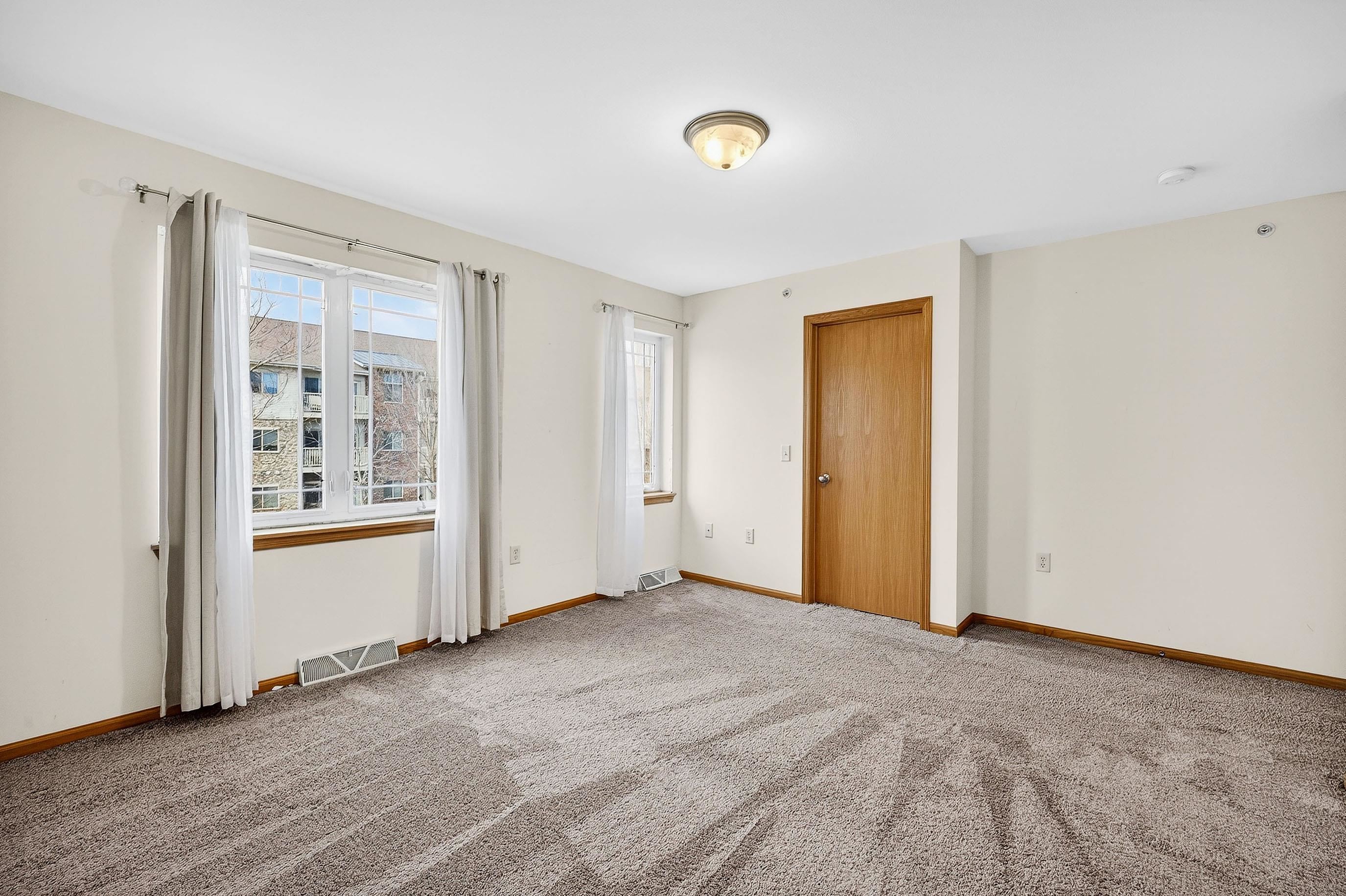 6720 Fairhaven Road, Unit 10 Madison, WI 53719 - Photo 15 of 29