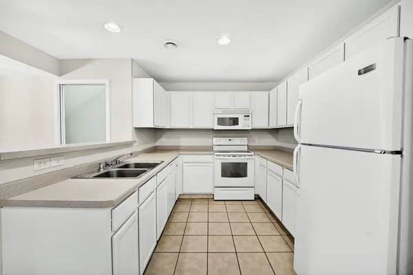 $325,000 | 6720 Fairhaven Road, Unit 10, Madison, WI 53719