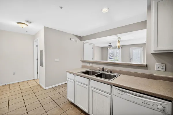 $325,000 | 6720 Fairhaven Road, Unit 10, Madison, WI 53719