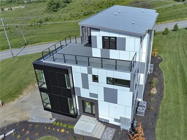 $1,299,000 | 4009 Alexander Court, Unit 4009, Delmont, PA 15626