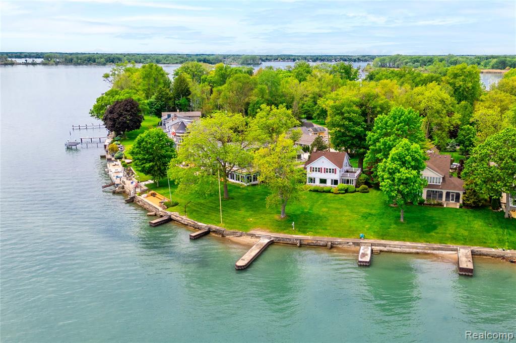 29863 East River Road Grosse Ile, MI 48138 - Photo 4 of 47
