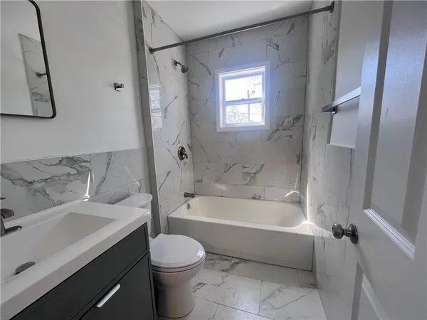 $2,250 | 43 Lawton Street, Rochester, NY 14607