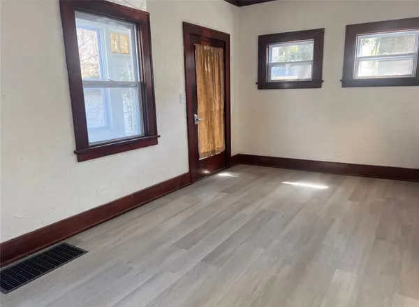 $2,250 | 43 Lawton Street, Rochester, NY 14607