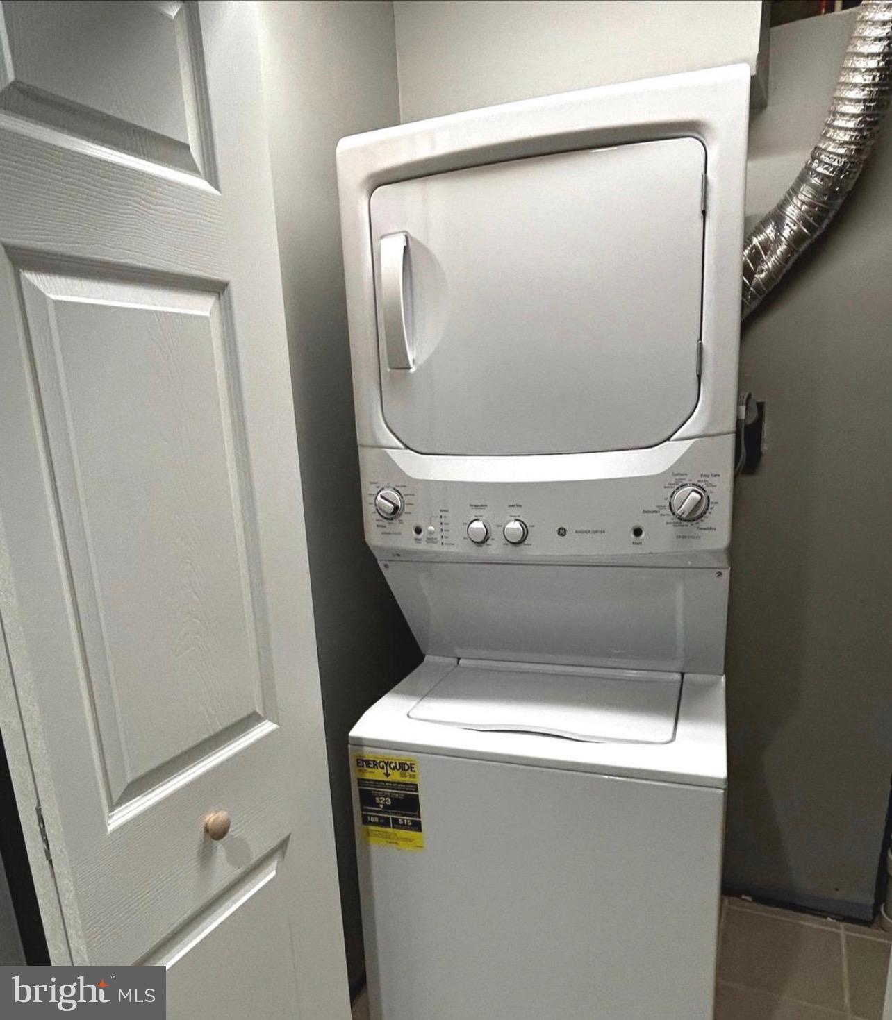 5415 Chillingham Place Frederick, MD 21703 - Photo 11 of 13 In Unit Laundry