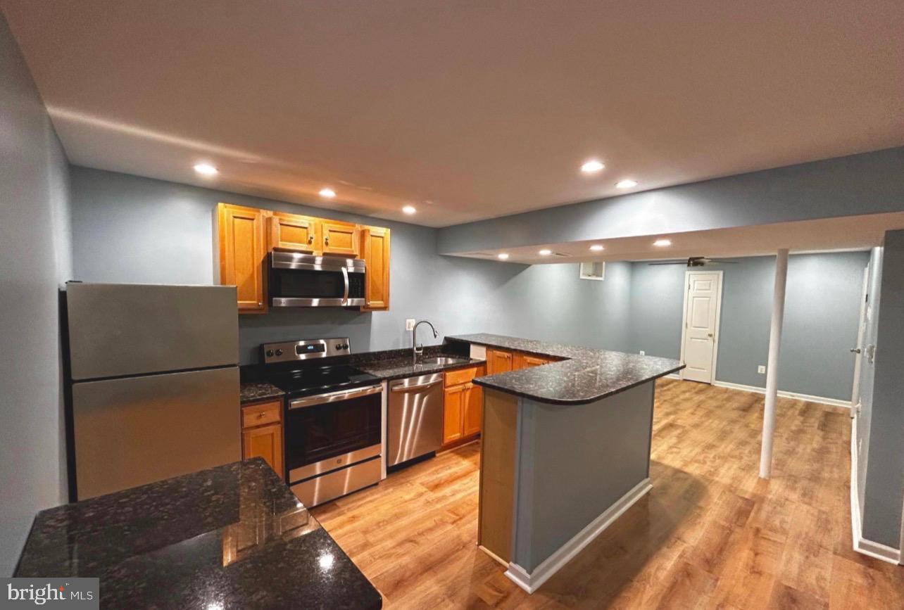 5415 Chillingham Place Frederick, MD 21703 - Photo 4 of 13 Updated Kitchen w/Granite Counters