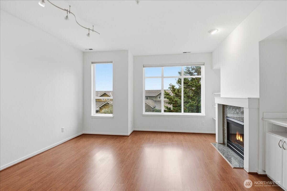 63 Cougar Ridge Road Northwest, Unit 2102 Issaquah, WA 98027 - Photo 4 of 30