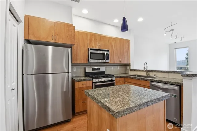 $668,000 | 63 Cougar Ridge Road Northwest, Unit 2102, Issaquah, WA 98027