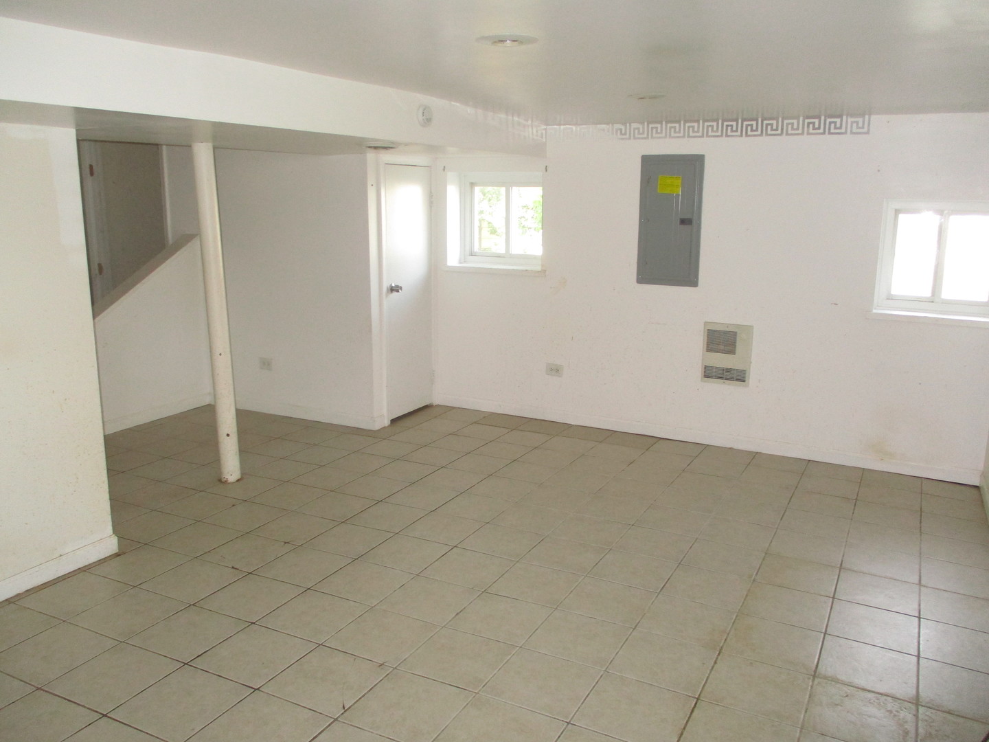 1324 Clinton Avenue Berwyn, IL 60402 - Photo 9 of 14