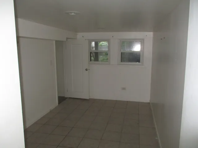 $229,900 | 1324 Clinton Avenue, Berwyn, IL 60402